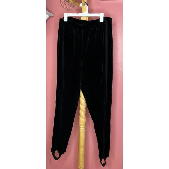 slim fit dress slacks Elegant suit trousers with crease and elastic jersey structure in beig